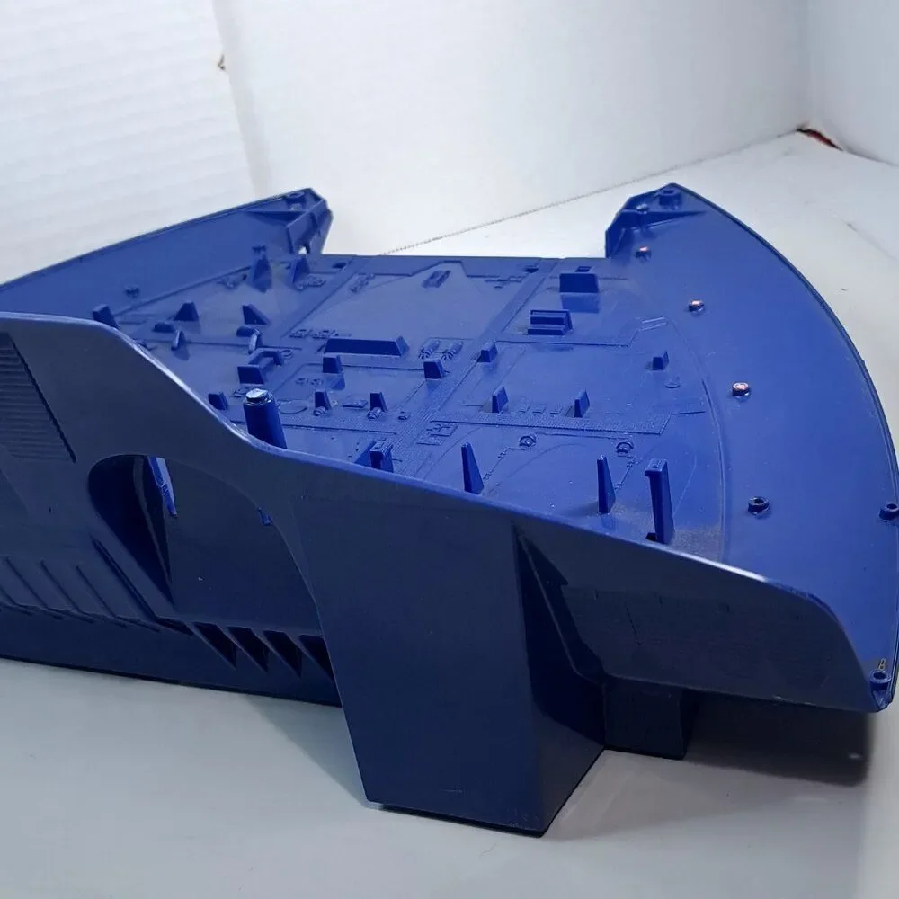 Manta Force Command Ship Bluebird Toys replacement part 1986‎ blue bottom panel.